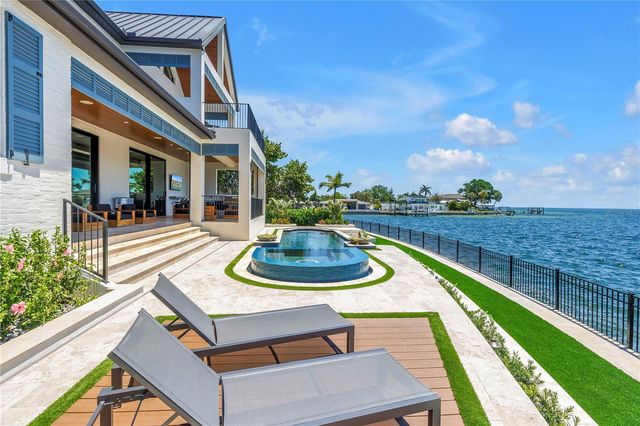 386 26TH AVENUE SE, St Petersburg, FL 33705