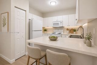 2728 NE 3rd Ct 201, Homestead, FL 33033