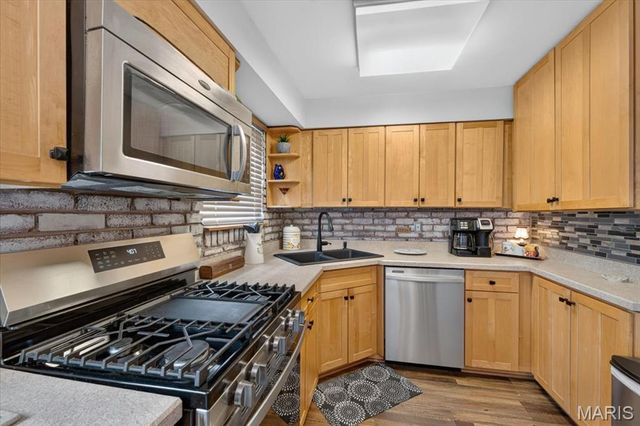 7903 Royal Arms Court, Crestwood, MO 63123