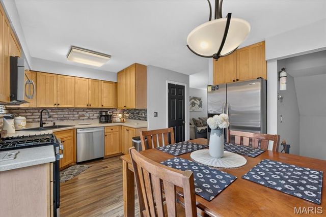 7903 Royal Arms Court, Crestwood, MO 63123