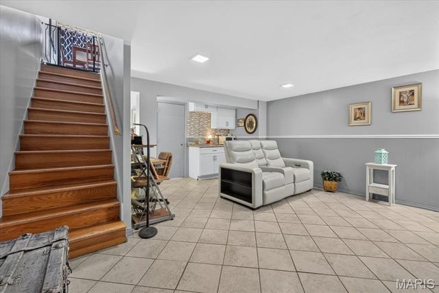 7903 Royal Arms Court, Crestwood, MO 63123