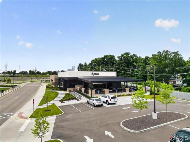 7903 Royal Arms Court, Crestwood, MO 63123