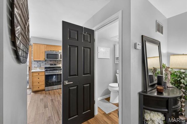 7903 Royal Arms Court, Crestwood, MO 63123