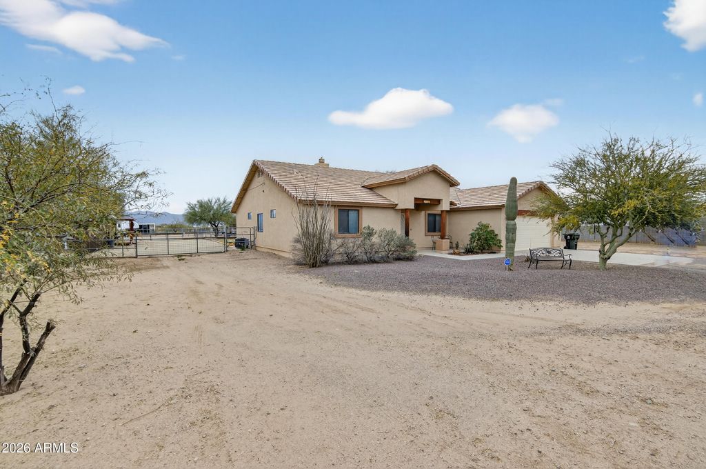 24137 W BLUE SKY Drive, Wittmann, AZ 85361 — photo 3