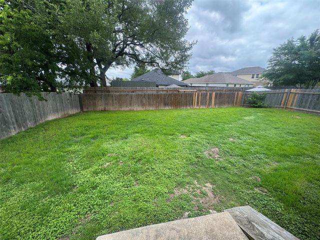 108 Mesa DR, Leander, TX 78641