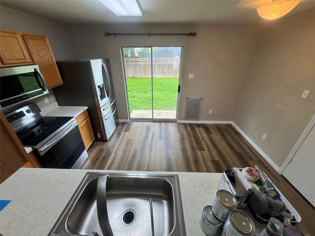 108 Mesa DR, Leander, TX 78641