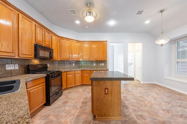 3823 Addison Drive, Pearland, TX 77584