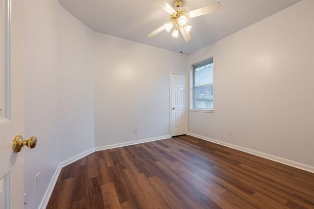 3823 Addison Drive, Pearland, TX 77584