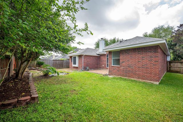 3823 Addison Drive, Pearland, TX 77584