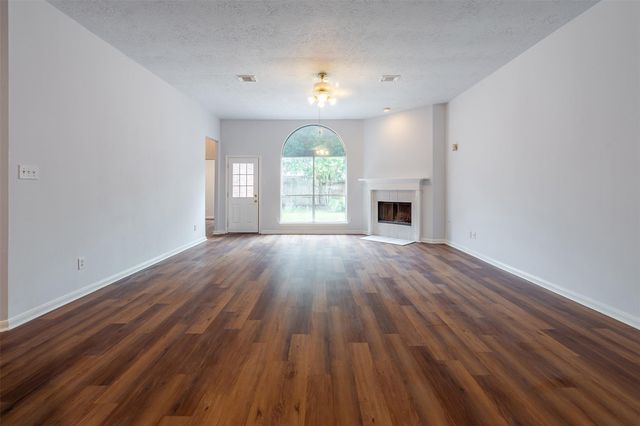 3823 Addison Drive, Pearland, TX 77584