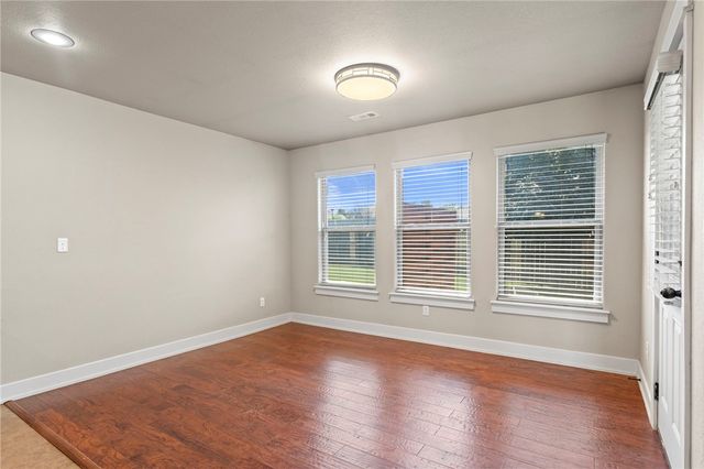 6300 SW Bear Road, Bentonville, AR 72713