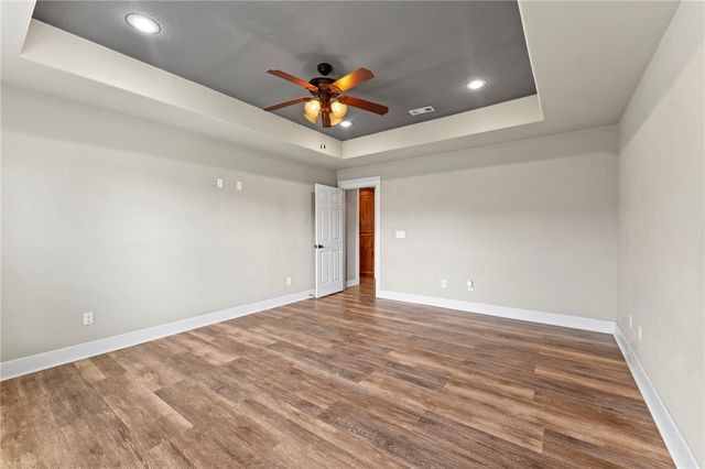 6300 SW Bear Road, Bentonville, AR 72713