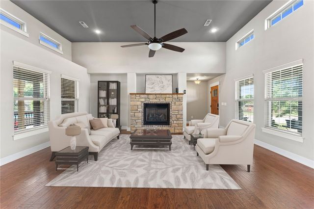 6300 SW Bear Road, Bentonville, AR 72713