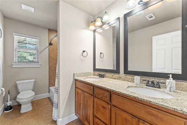 6300 SW Bear Road, Bentonville, AR 72713