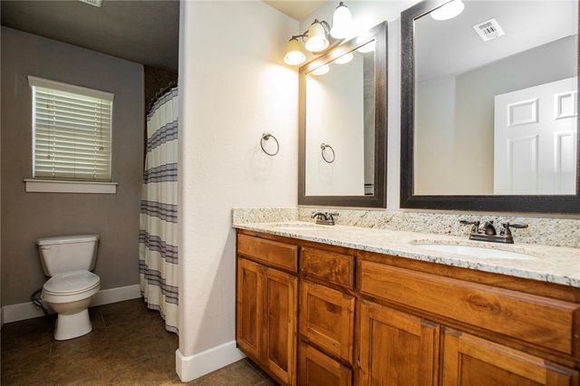 6300 SW Bear Road, Bentonville, AR 72713