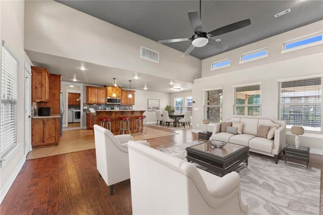 6300 SW Bear Road, Bentonville, AR 72713