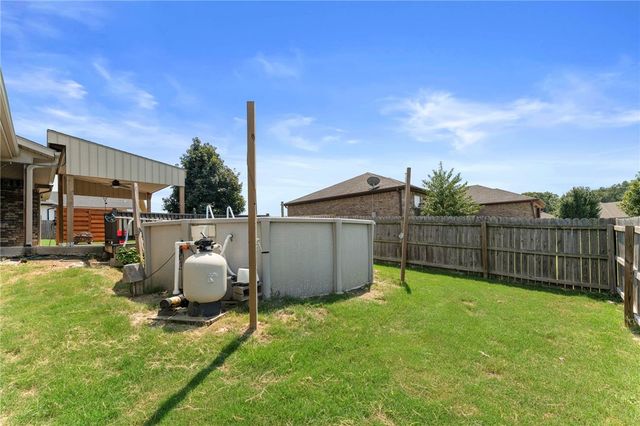 6300 SW Bear Road, Bentonville, AR 72713