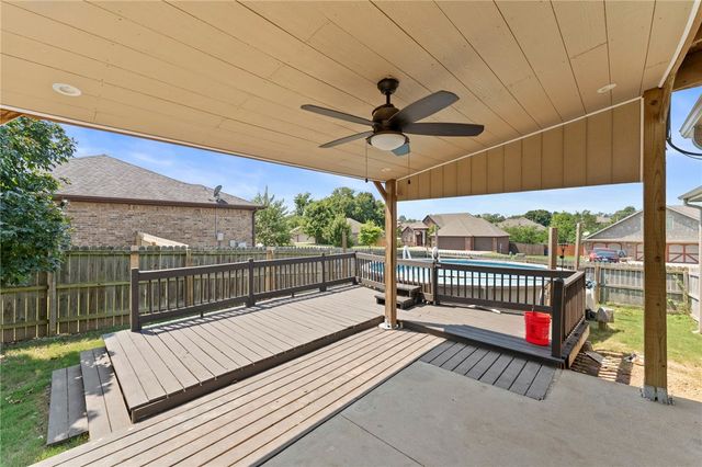 6300 SW Bear Road, Bentonville, AR 72713