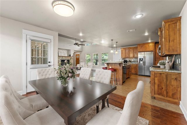 6300 SW Bear Road, Bentonville, AR 72713