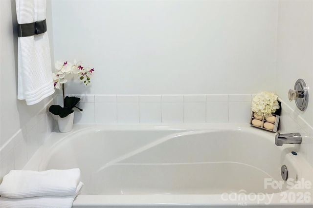 2149 Lennox Square Road, Charlotte, NC 28210