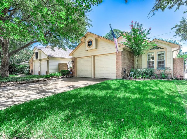 7754 Park Falls Drive, Houston, TX 77095