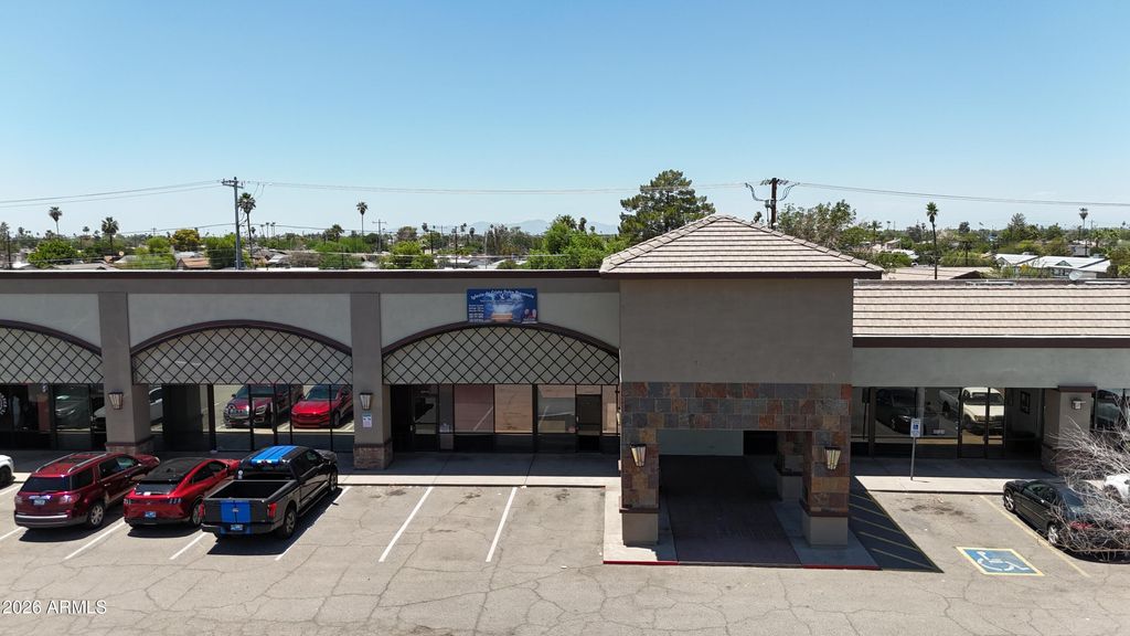 12426 N 28th Drive, Phoenix, AZ 85029 — exterior