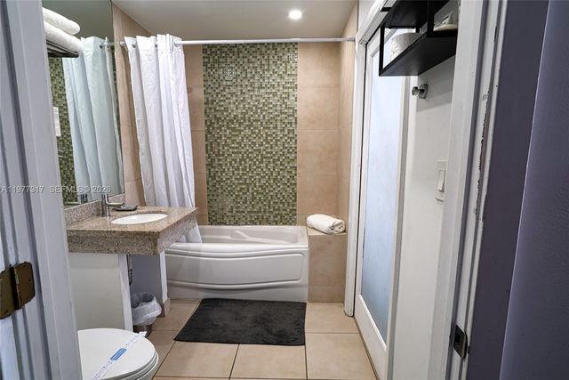 1052 Ocean Dr C407, Miami Beach, FL 33139