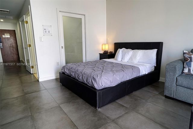 1052 Ocean Dr C407, Miami Beach, FL 33139