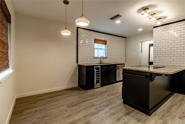 818 E Heath Street, Rockwall, TX 75087