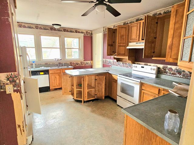 106 W State Street, Mendon, MI 49072