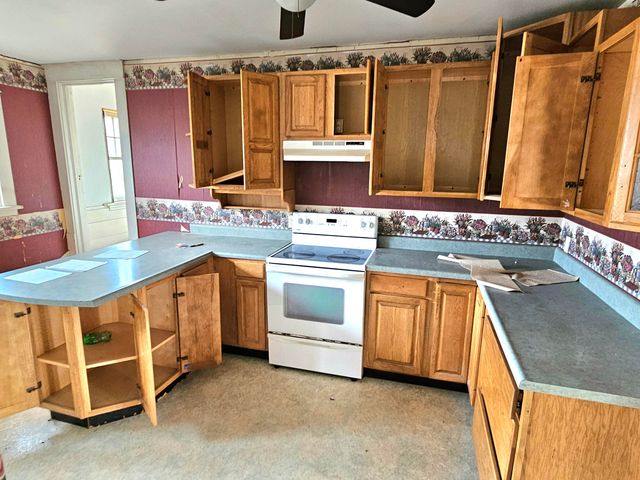 106 W State Street, Mendon, MI 49072