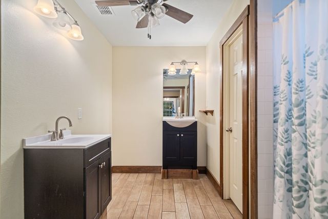 277 S County Road 307, Orange Grove, TX 78372