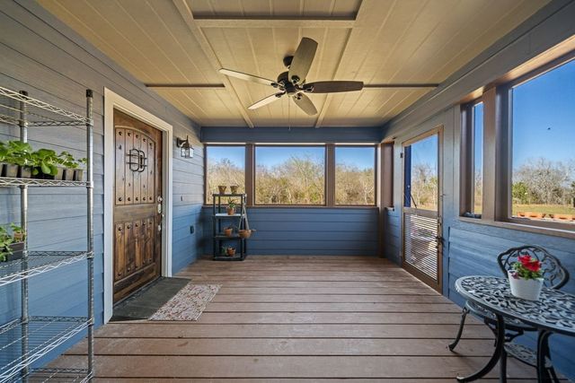 277 S County Road 307, Orange Grove, TX 78372