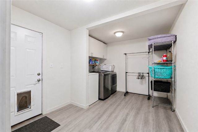 703 NW J Street, Bentonville, AR 72712