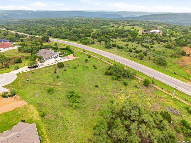 313 Pioneer Crest, New Braunfels, TX 78132