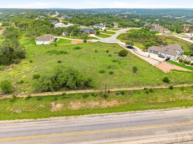 313 Pioneer Crest, New Braunfels, TX 78132