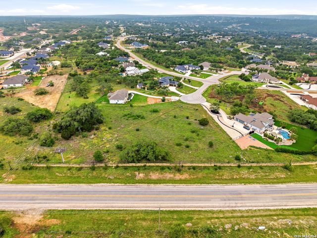 313 Pioneer Crest, New Braunfels, TX 78132