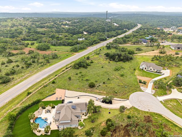 313 Pioneer Crest, New Braunfels, TX 78132