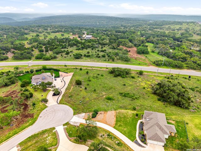 313 Pioneer Crest, New Braunfels, TX 78132