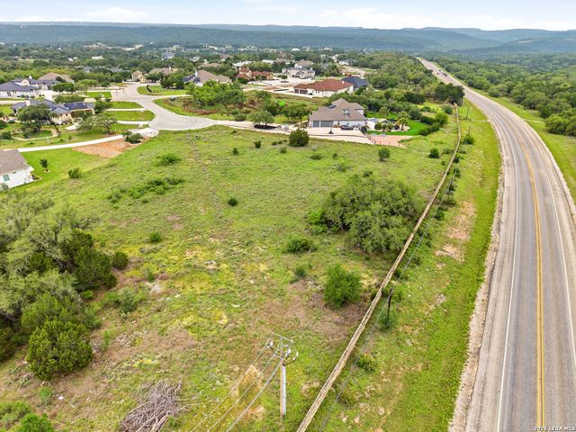 313 Pioneer Crest, New Braunfels, TX 78132