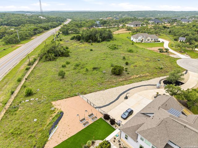 313 Pioneer Crest, New Braunfels, TX 78132