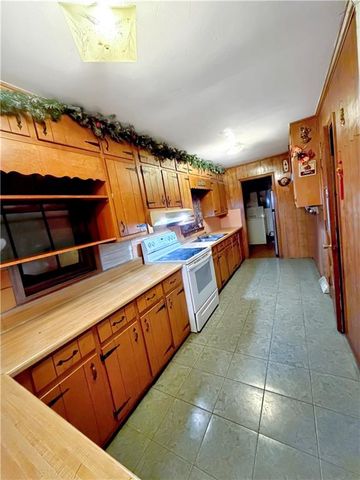 1639 Whiting Drive, Gainesville, GA 30504