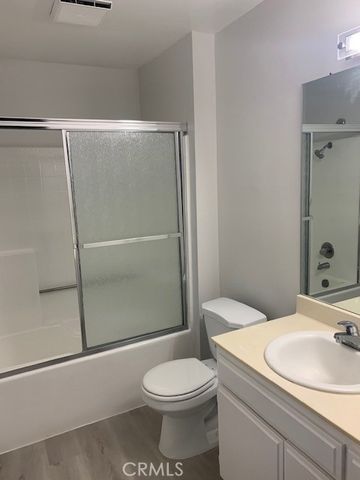 1247 Stoner 109, Los Angeles, CA 90025