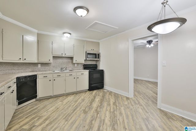 952 COGSWELL AVENUE, Pell City, AL 35125