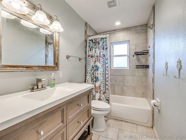 20855 S 4220 Road, Claremore, OK 74019