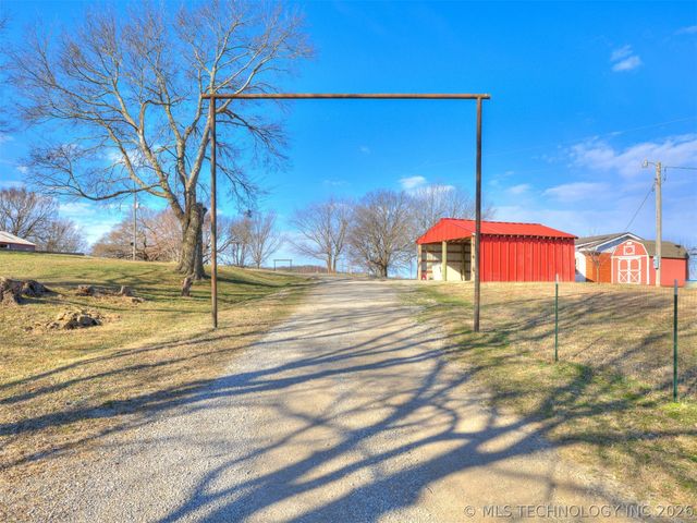 20855 S 4220 Road, Claremore, OK 74019