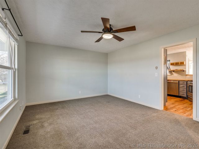 20855 S 4220 Road, Claremore, OK 74019