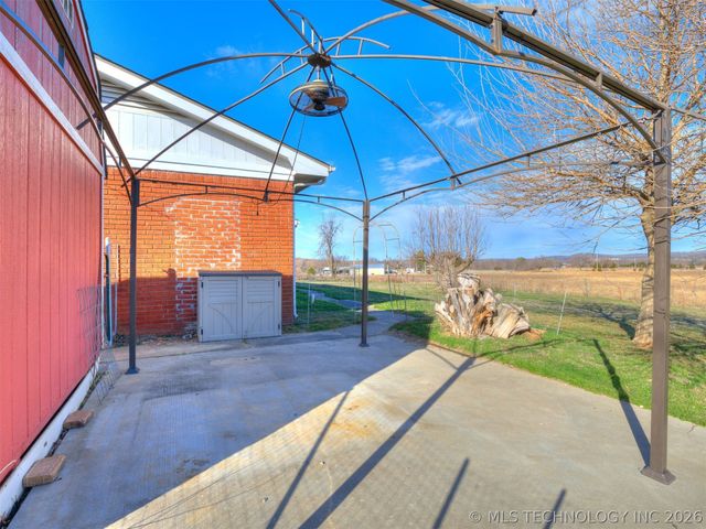 20855 S 4220 Road, Claremore, OK 74019