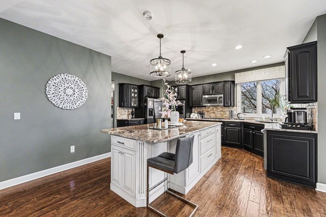 372 Overlook Drive, Oxford, MI 48371