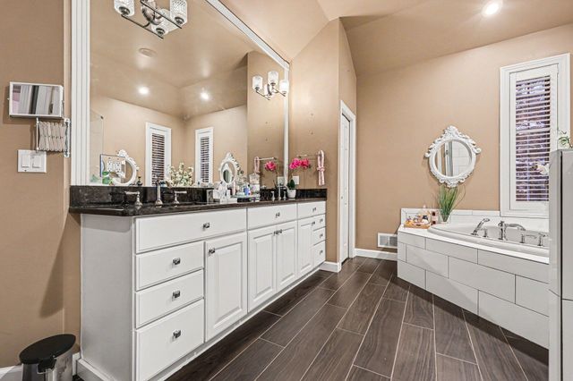 372 Overlook Drive, Oxford, MI 48371